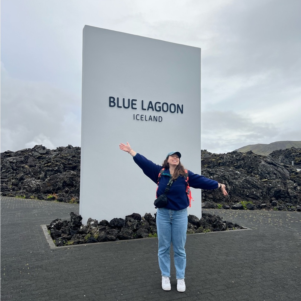 Meet your Posher, Becca